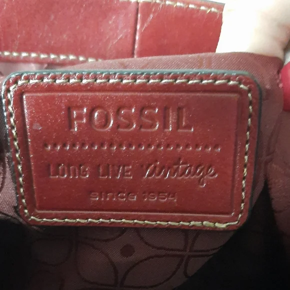 Fossil Deep Red Leather Vintage Business Tote Bag - Picture 2 of 12